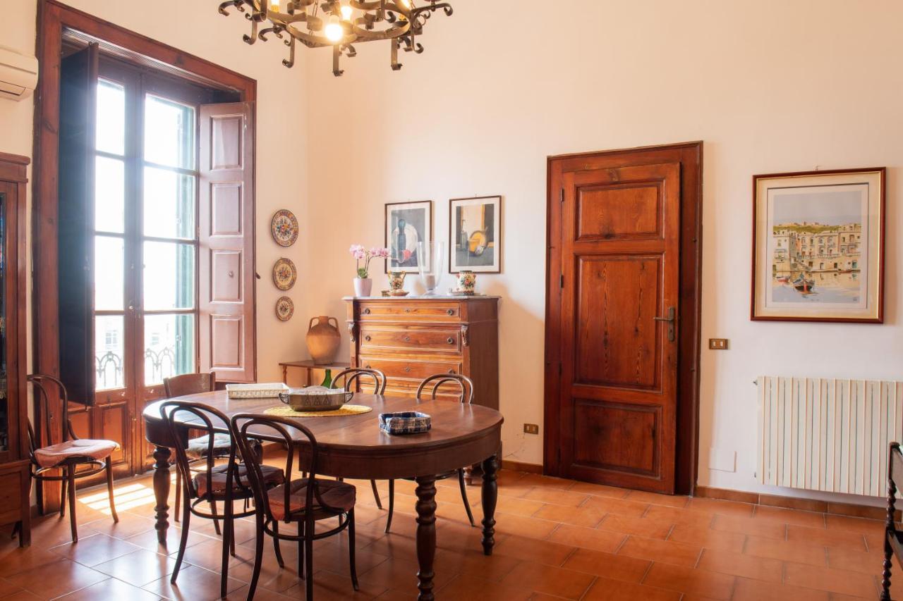 Florence Trevelyan Villa Letojanni Buitenkant foto